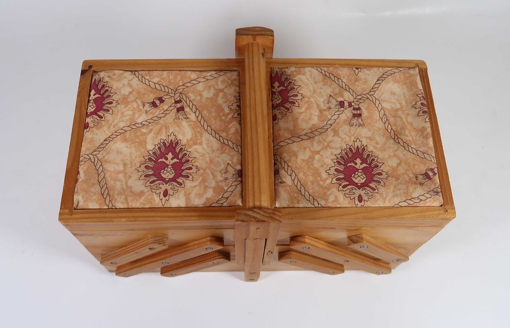 Caixa de costura Vintage (Ref. 5)