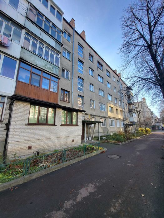 Простора 3-кімнатна квартира в м. Луцьку!!!