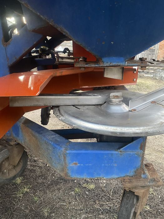 Продам розкидач рум