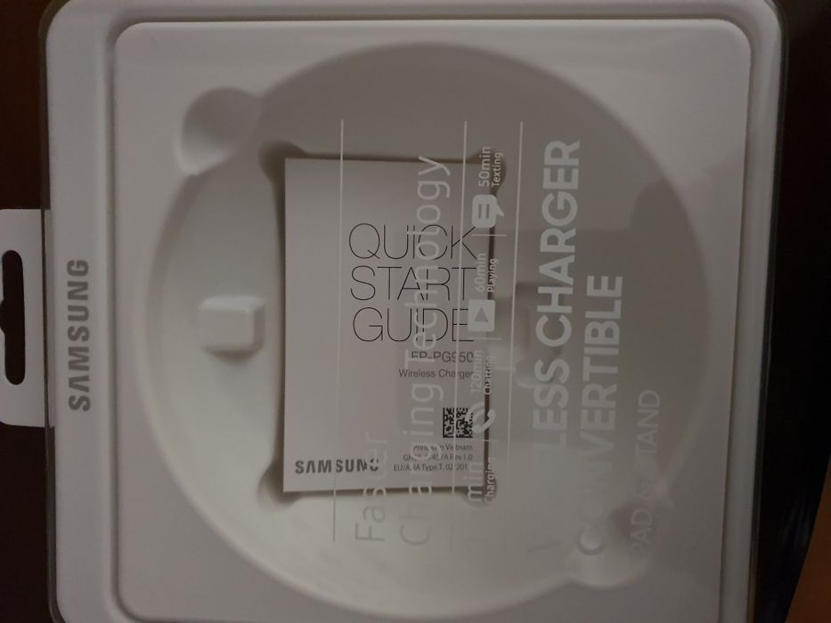 Carregador de Secretária Samsung.