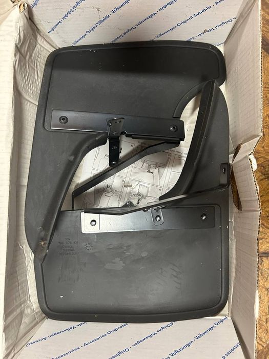 Бризговики задні комплект 2 шт. для Volkswagen Transporter T5 2003-201