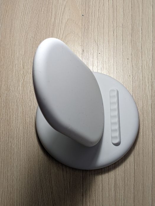 Беспроводная зарядка Google Pixel Stand 
Комплект