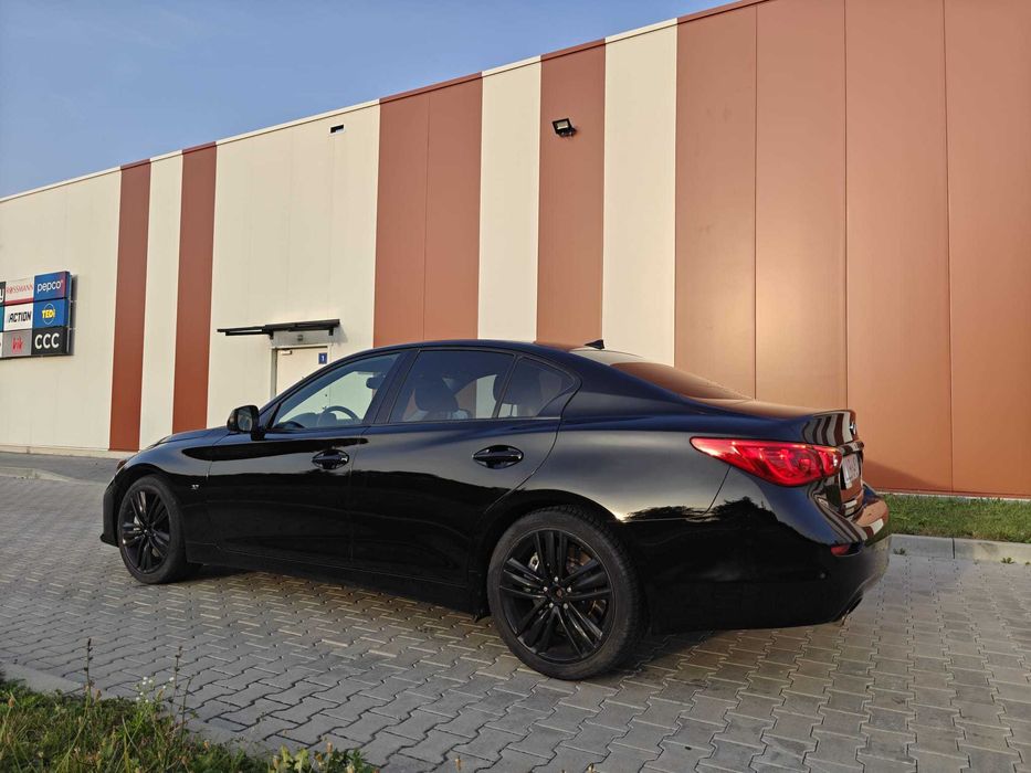 Infiniti Q50S 3.7 V6 333 KM