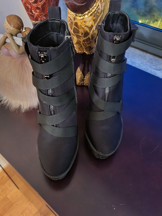 Botas Novas senhora 37