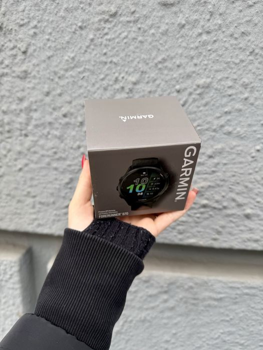 Garmin Forerunner 970 Carbon Grey DLC Titanium 010-02969-10 WATCHMANIA Магазин Гарантія Вибір