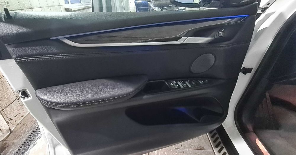 BMW X5 F15 40e гібрид ГАРНИЙ ТОРГ