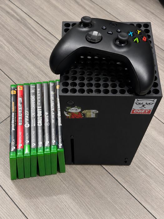 Xbox Series X + оригинальный геймпад + коллекция игр 1TB
