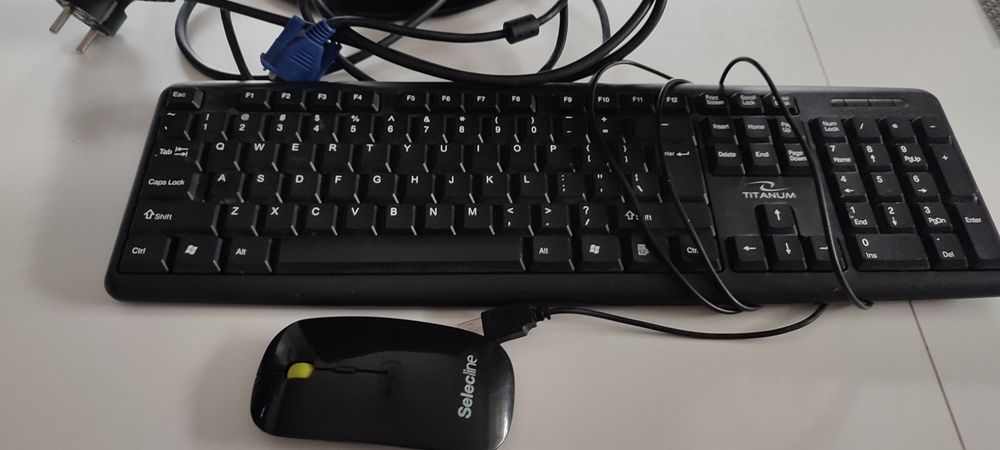 Monitor BENQ  22"+gratisy