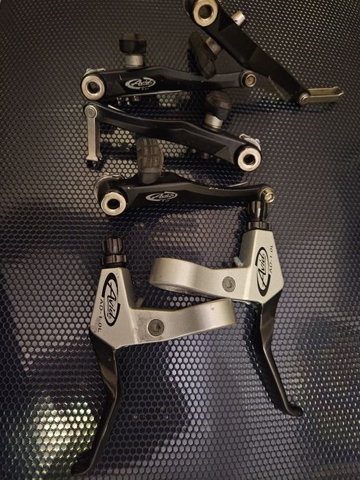 V brake + klamki Avid komplet na 2 koła