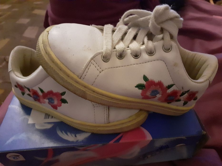 Buty biale rozmiar 26