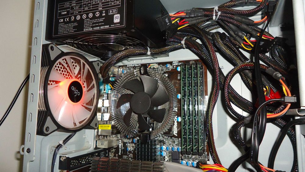 Компьютер в сборе