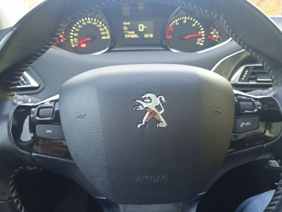 Автомобиль Peugeot 308 Т9