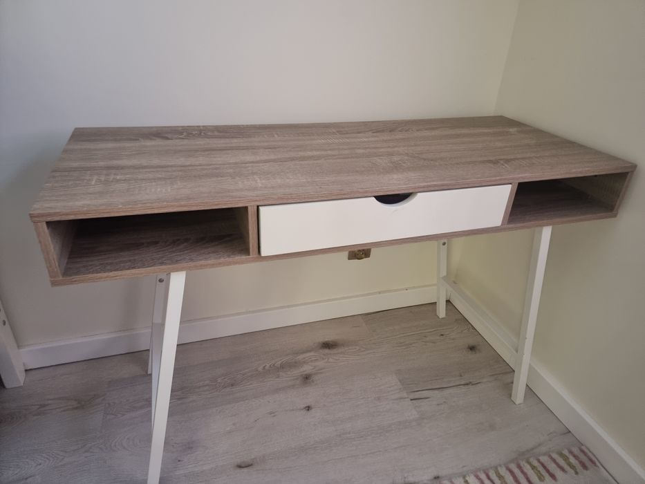 Biurko LINDVED 100 x 48