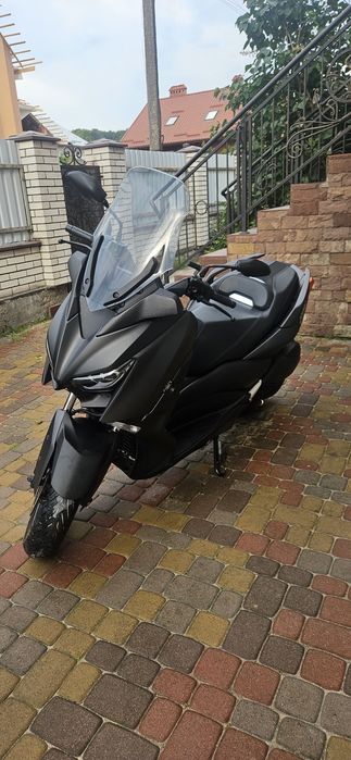 Yamaha X-max 300