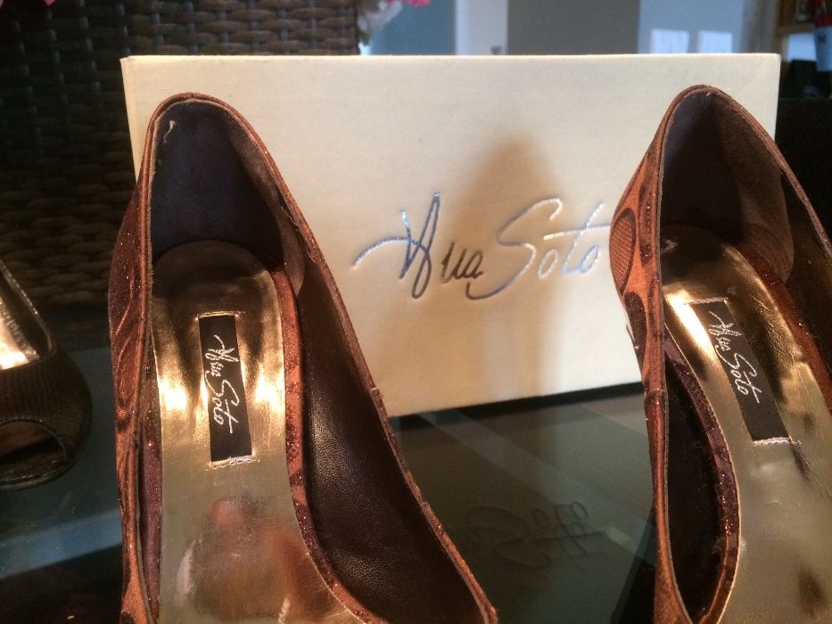 Sapato bronze 38