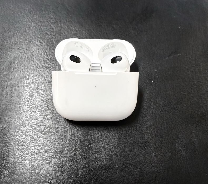 Airpods 3  geração - Apple