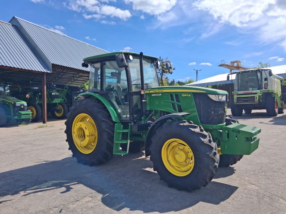 Трактор John Deere 6140B Новий