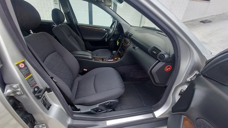Mercedes-Benz c220 cdi 240.000klm