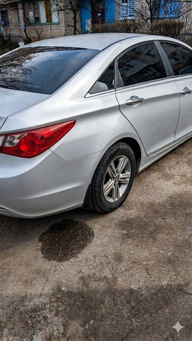 hyundai sonata  lpi