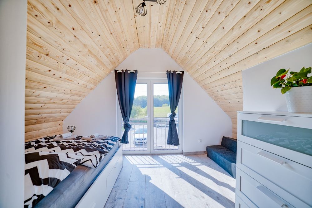 Promocja last-minute od 1 września...tylko 500 zl doba sierpień...domek z nowym duzym basenem i jacuzzi.