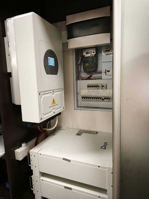 Інвертор DEYE 6 кВт в Запоріжжя та акумулятори