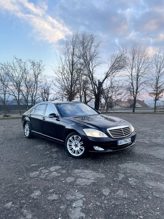 Продаж Mercedes Benz w221 s550 4matic