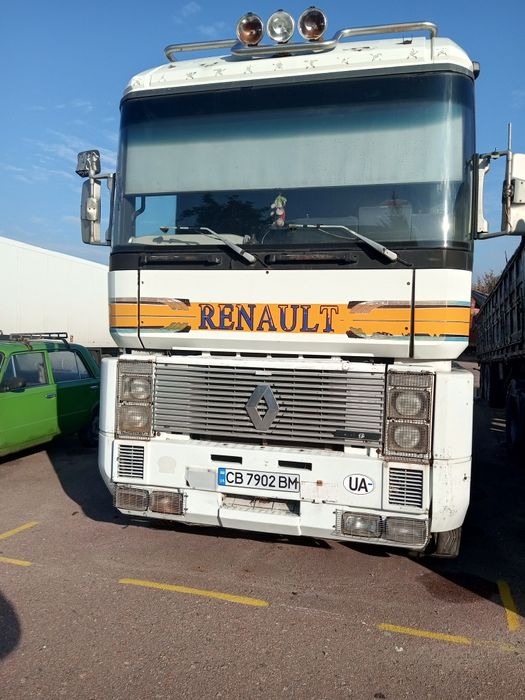 Продам машину тягач