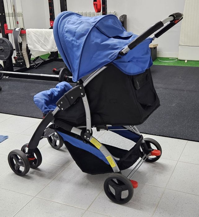 Carrinho passeio bebé