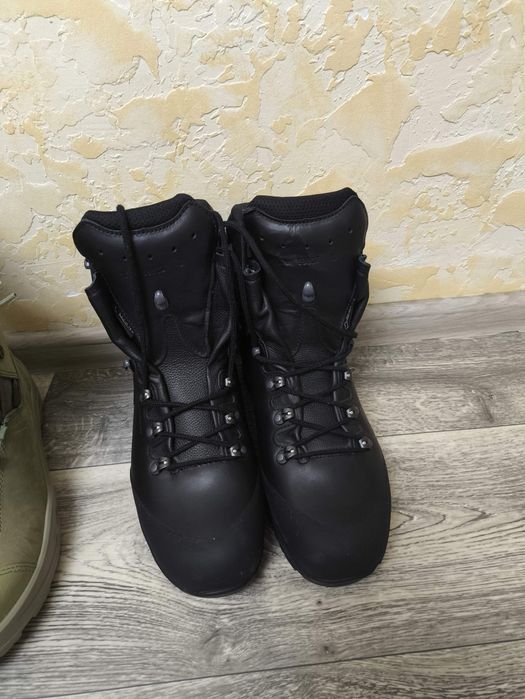 Обміняю нові берці на більший розмір 47-48!