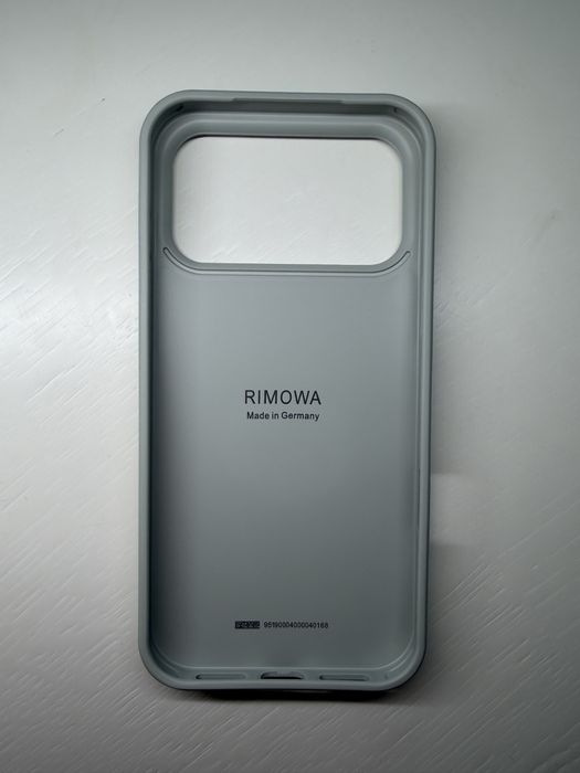 Чехол Rimowa 17 pro max, Римова 17 про макс