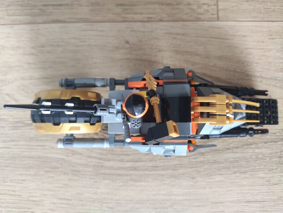 LEGO Ninjago Motocykl Cole'a 70672