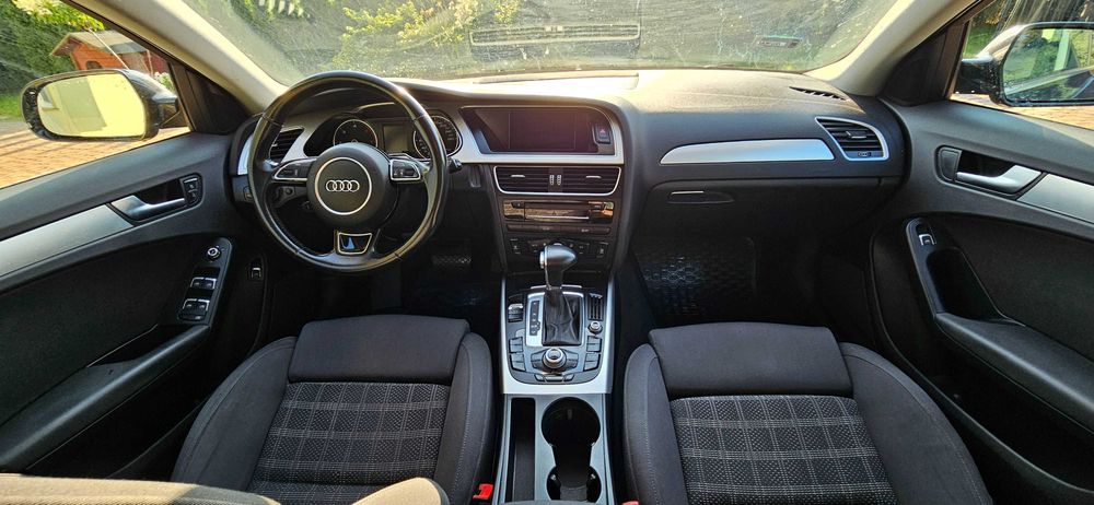 Audi a4 b8 2.0tdi Avant 2015r