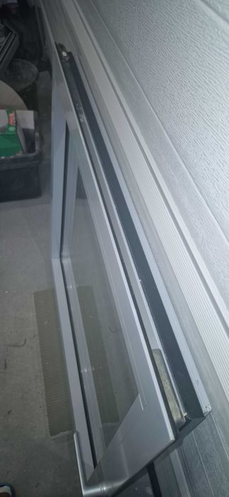 Okna aluminiowe Schüco 2 sztuki z elektrycznym motorem i roletami !!