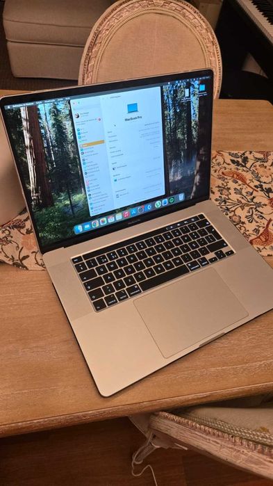 Macbook Pro i7 16 polegadas, 16GB RAM, 512GB HDD