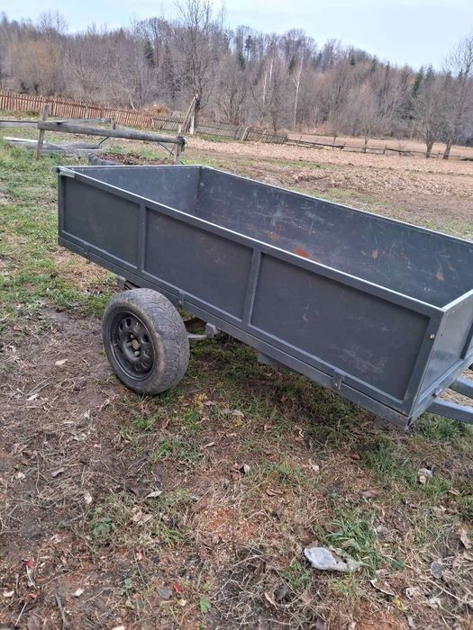 Причіп одновісьний, до мінітрактора автомобіля на ресорах