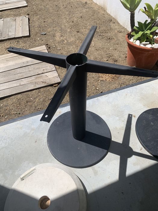 Suporte ferro para mesa