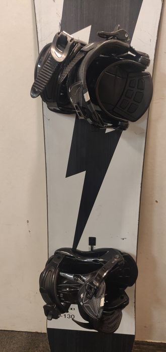 Deska snowboardowa Burton Custom Channel wiązania SP