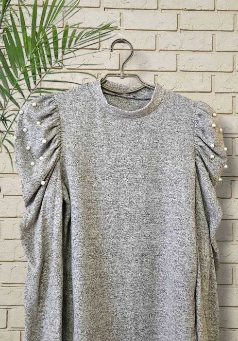 свитерок женский с бусинками на рукавах Zara, р. S