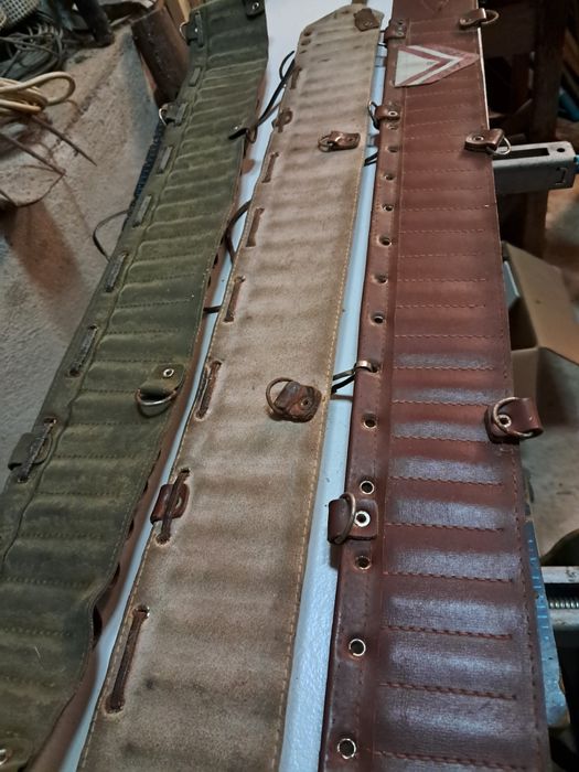 Cintos de caça em couro