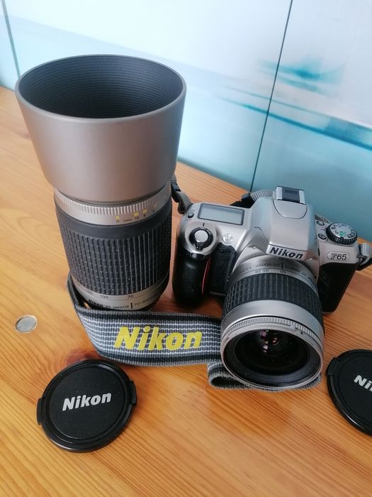 Câmera fotográfica Minolta / Nikon / Canon D. + lentes e flashs