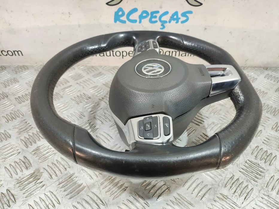Volante Completo Flat Bottom Pele Perfurada Patilhas Multifunções VW