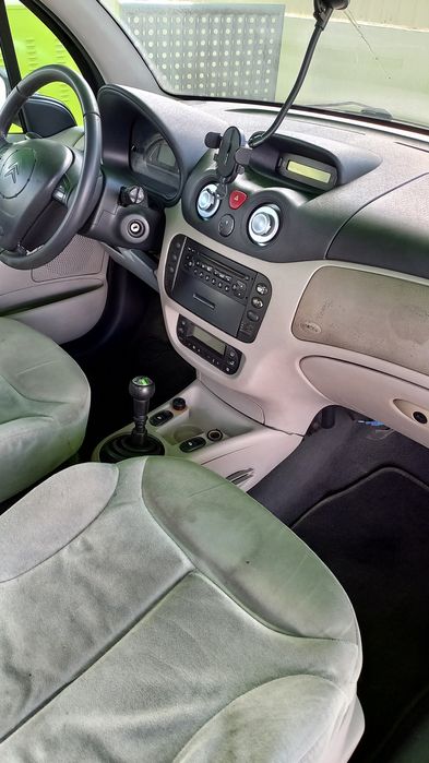 C3 2002 gasóleo 470 mil km
