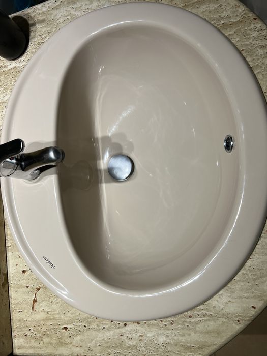 Pia lavatório Valaradares