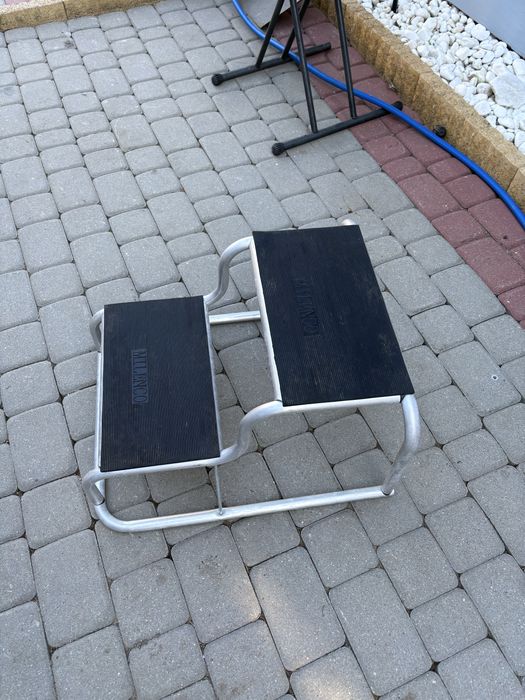 Aluminiowy stopień kempingowy renomowanej marki Milenco, model MGI Double Step