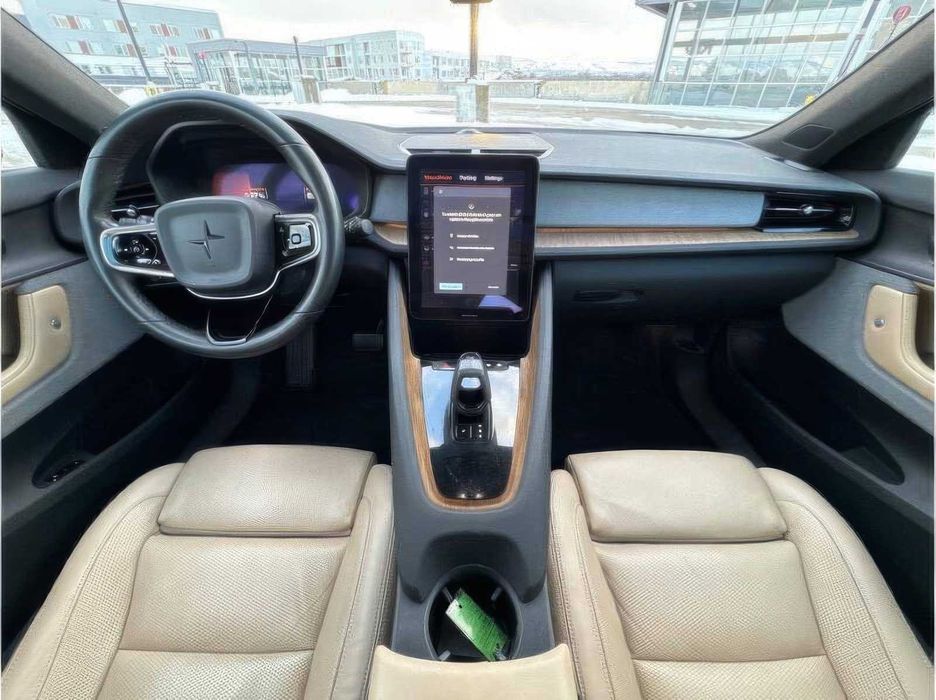 Polestar 2 Long Range Dual Motor      2022