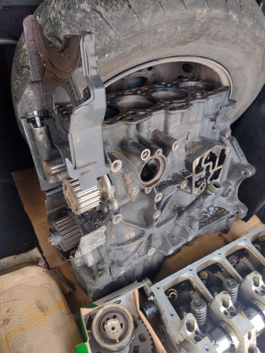 Двигатель на запчасти