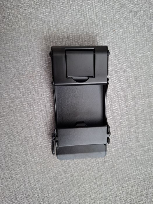 Nowa metalowa klamra do paska 4 cm x 9 cmm