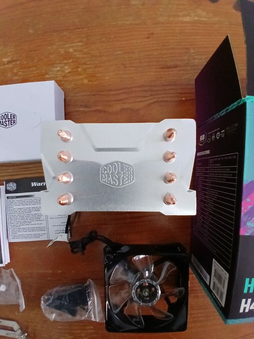 Cooler CPU Coolermaster Hyper 410R RGB
Cooler CPU Cooler Master