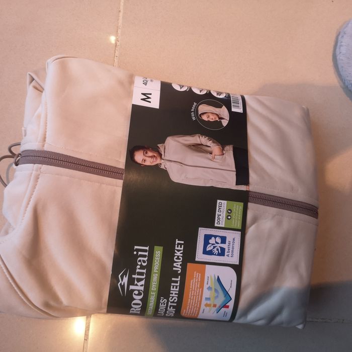 Nowa kurtka Softshell Rock trail damska