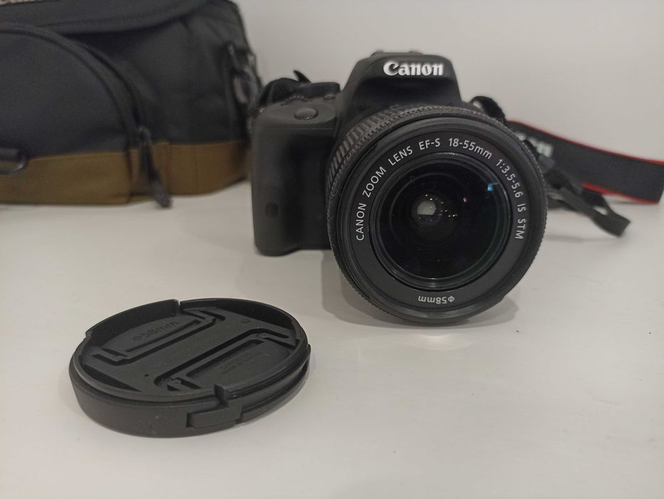 Canon EOS 100D + 18-55mm IS STM + Bolsa Canon + Cartões